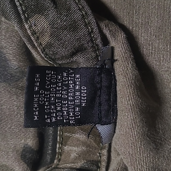 WOMEN'S RUE 21 CAMO TANK TOP VEST JACKET - Picture 4 of 5